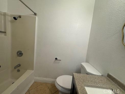 721 W 1st  , Santa Ana, CA