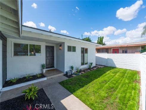 1018 N Wright  , Santa Ana, CA