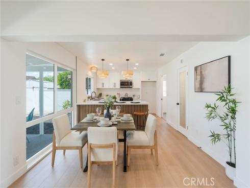 1018 N Wright  , Santa Ana, CA