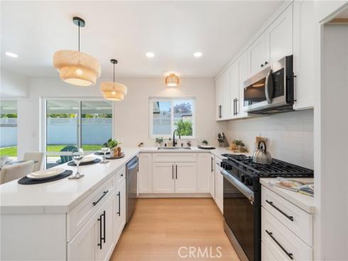 1018 N Wright  , Santa Ana, CA