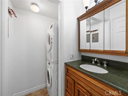 3653 S Bear  B  Street, Santa Ana, CA