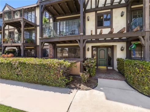 3653 S Bear  B  Street, Santa Ana, CA