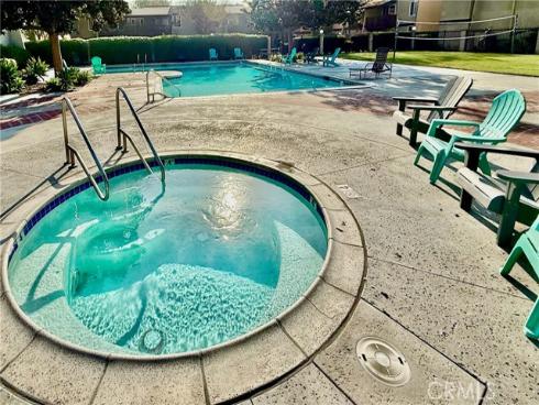 1000 W Macarthur  46 , Santa Ana, CA