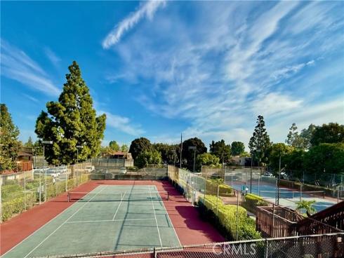 1000 W Macarthur  46 , Santa Ana, CA