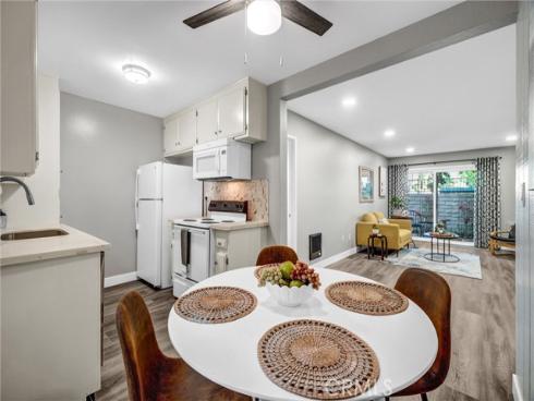 1000 W Macarthur  46 , Santa Ana, CA