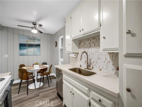 1000 W Macarthur  46 , Santa Ana, CA