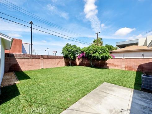 1822  Greenwood  , Santa Ana, CA