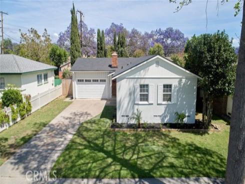 1823  Greenwood  , Santa Ana, CA