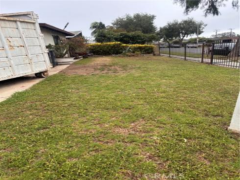 1638 W Pine street  , Santa Ana, CA