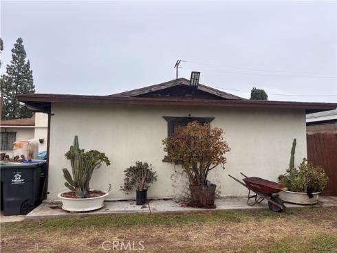 1638 W Pine street  , Santa Ana, CA