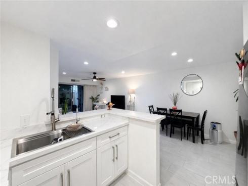 700 W 3rd  A104  Street, Santa Ana, CA