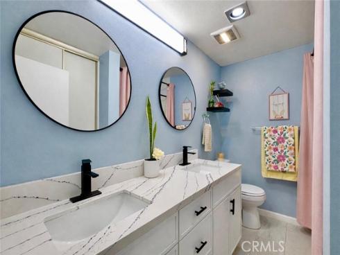 700 W 3rd  A104  Street, Santa Ana, CA