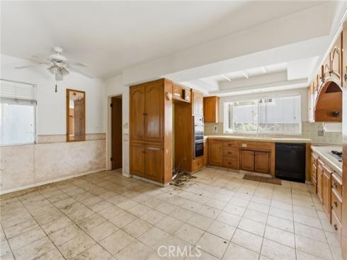 18112  Joshua Ln  , Santa Ana, CA