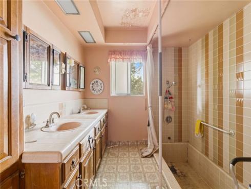 18112  Joshua Ln  , Santa Ana, CA