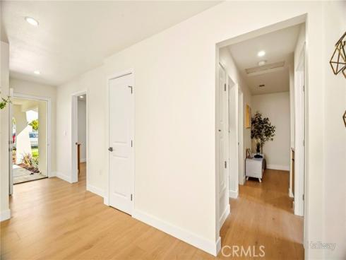 5010 W Maurie   Avenue, Santa Ana, CA