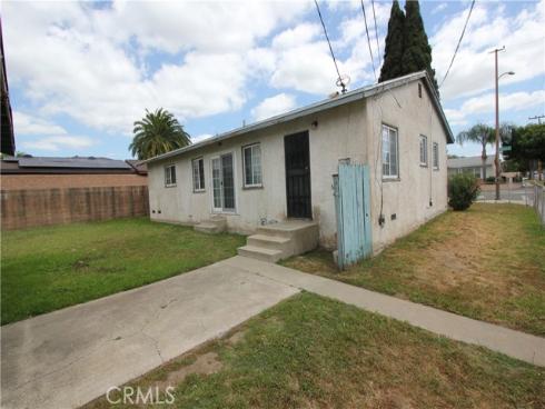 538  Wood  , Santa Ana, CA
