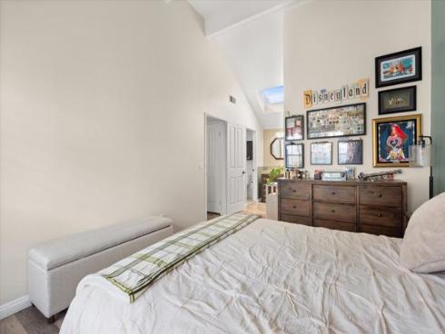 2524 W Macarthur  A  Boulevard, Santa Ana, CA