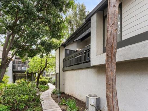 2524 W Macarthur  A  Boulevard, Santa Ana, CA