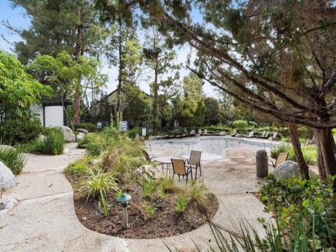 2524 W Macarthur  A  Boulevard, Santa Ana, CA