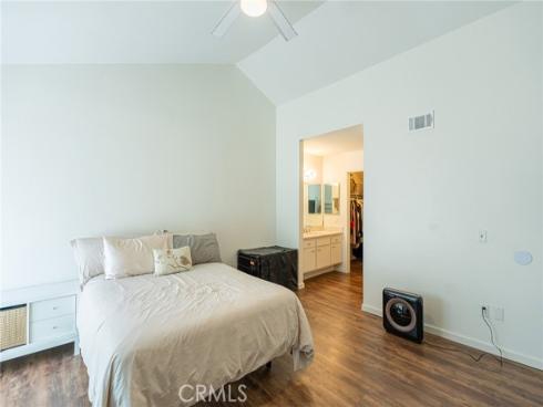 2620  Tustin  F  Avenue, Santa Ana, CA