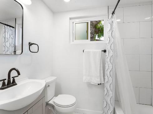 2214 N Spruce   Street, Santa Ana, CA