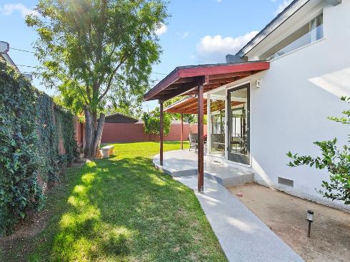 2214 N Spruce   Street, Santa Ana, CA