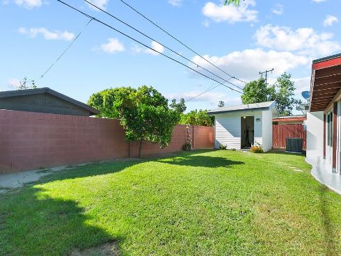 2214 N Spruce   Street, Santa Ana, CA
