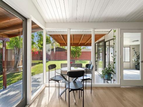 2214 N Spruce   Street, Santa Ana, CA