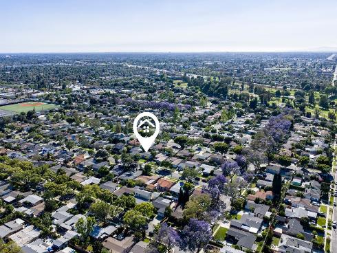 2214 N Spruce   Street, Santa Ana, CA