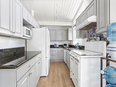 2214 N Spruce   Street, Santa Ana, CA