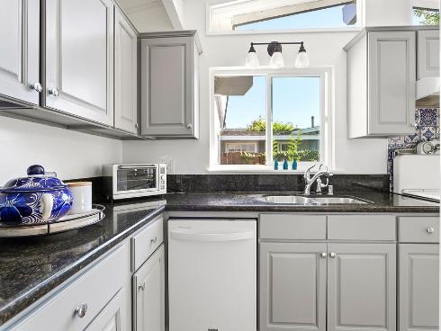 2214 N Spruce   Street, Santa Ana, CA