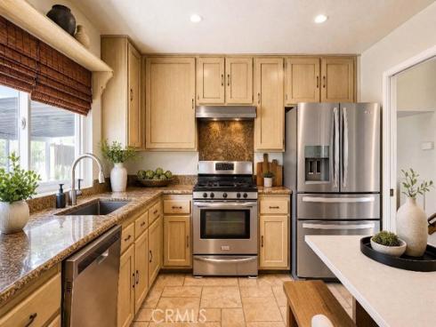 2818 S Deegan , Santa Ana, CA