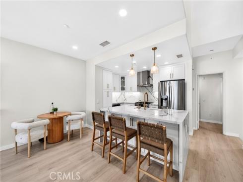 2827 W Edinger   Avenue, Santa Ana, CA