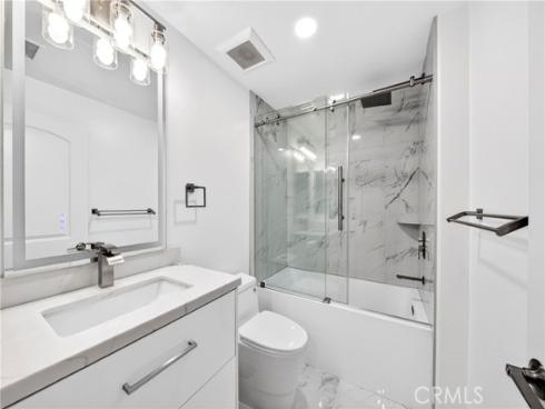 2827 W Edinger   Avenue, Santa Ana, CA