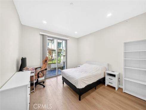 2827 W Edinger   Avenue, Santa Ana, CA