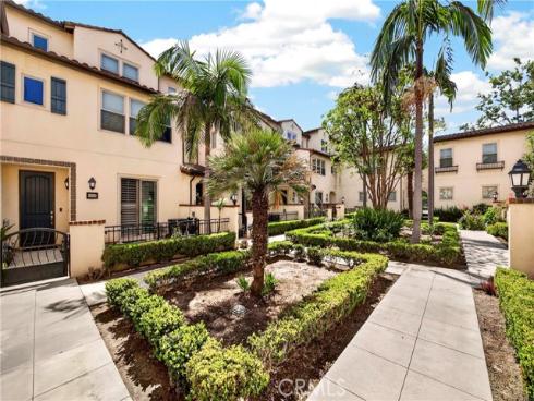 2827 W Edinger   Avenue, Santa Ana, CA