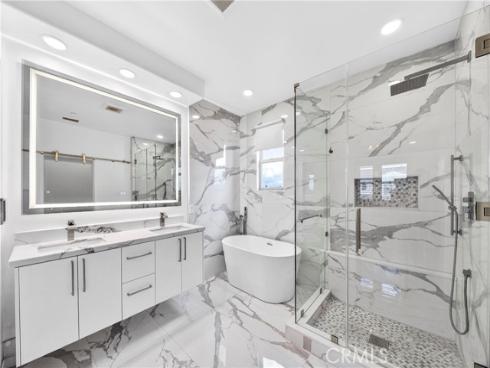 2827 W Edinger   Avenue, Santa Ana, CA