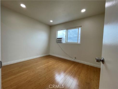 4828 W 5th  E , Santa Ana, CA