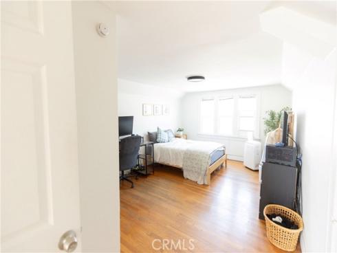 715 E Mcfadden  , Santa Ana, CA