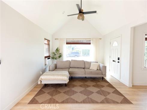 715 E Mcfadden  , Santa Ana, CA