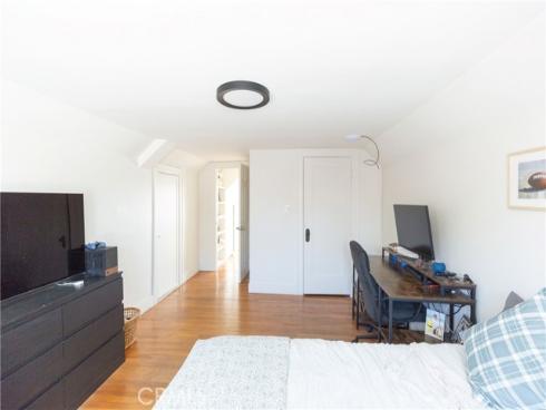 715 E Mcfadden  , Santa Ana, CA