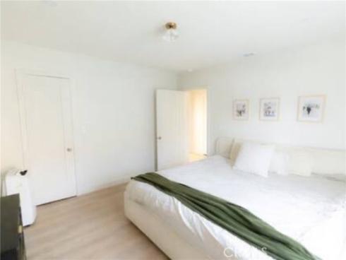 715 E Mcfadden  , Santa Ana, CA