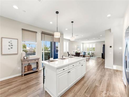 925 E 3rd , Santa Ana, CA