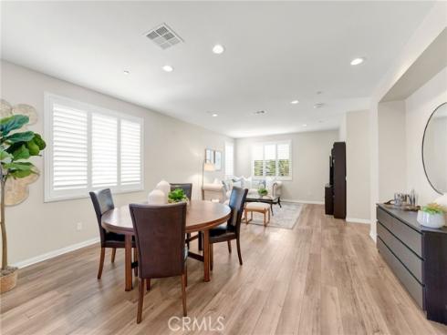 925 E 3rd , Santa Ana, CA