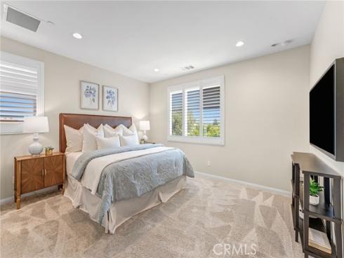925 E 3rd , Santa Ana, CA