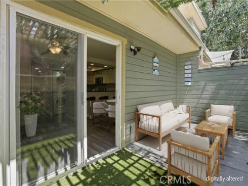 809 N Spurgeon  5  Street, Santa Ana, CA