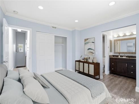 809 N Spurgeon  5  Street, Santa Ana, CA