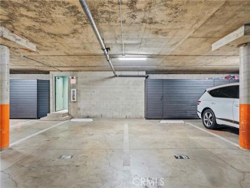 809 N Spurgeon  5  Street, Santa Ana, CA