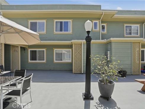 809 N Spurgeon  5  Street, Santa Ana, CA