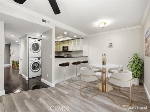 809 N Spurgeon  5  Street, Santa Ana, CA